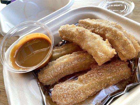 Churros with dulce de leche