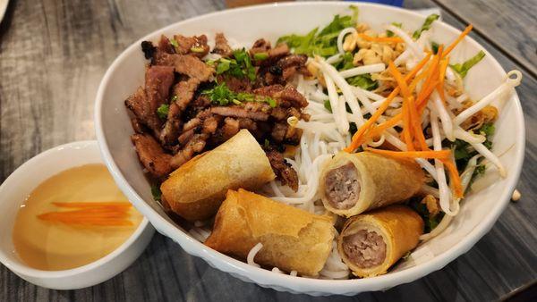 Pork & Egg Rolls Vermicelli