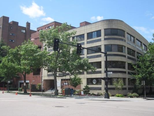 Picture of the building where the practice is located. Dr. Hutner's practice is on the top floor!