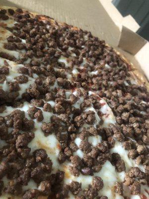 Hamburger pizza