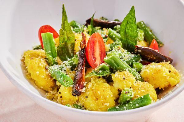 Cauliflower & green beans Poriyal