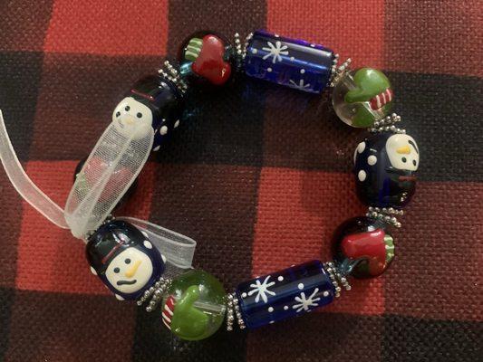 I scored this cute Christmas bracelet with glass beads for $2.00!