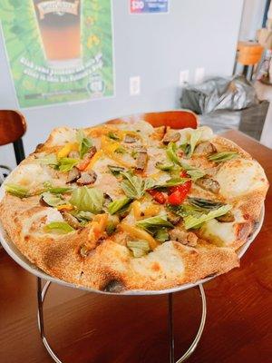 Smokin Green Fire Pizza (sausage, peppers, fresh basil, garlic)