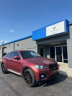 BMW X6 done with 3M Gloss Black Chrome delete.