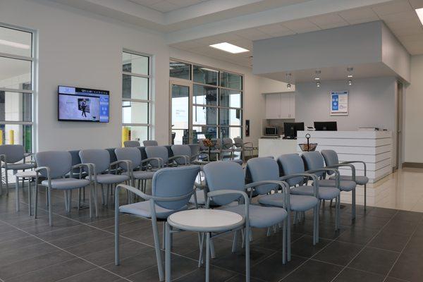 Hill Country Honda Express Service waiting room.