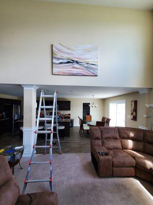 Painting mounted (high ceiling)