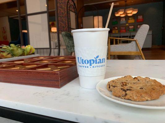 Coffee and cookie in the Bradley Hotel lobby