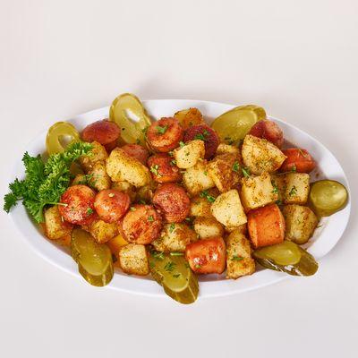 Temurie: Hot Dogs, Potatoes, Onion & Parsley Marinated with our Special Spices.