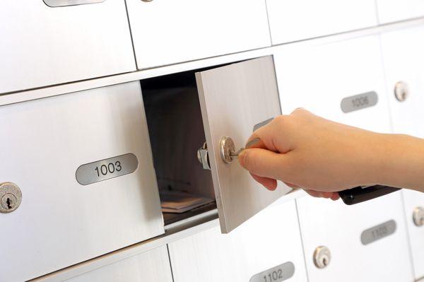 WE HAVE PO BOX TENTAL AVAILABLE WITH GOOD PRICE