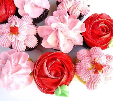 Our pretty pink and red cupcakes