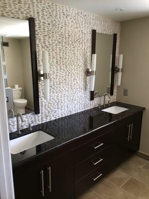 New Master Vanity