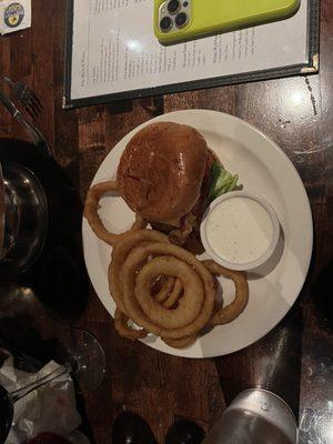 The Cheeseburger with onion rings