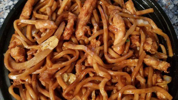 Chicken Lo Mein