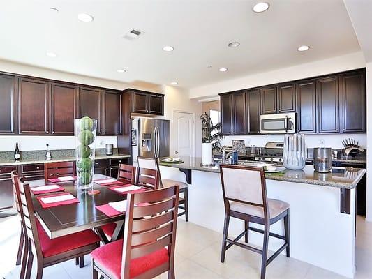 Beautiful Kitchen In North Fontana