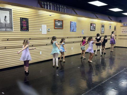 6/7-year-old class.......at the ballet barre