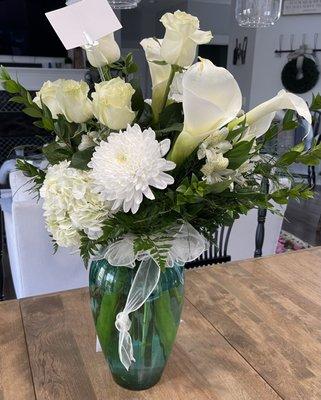 An all white bouquet from Faye's for a Valentine's Day gift delivery.  Not sure why they used all white but it's still beautiful