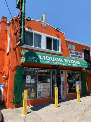 V & W Liquor Store