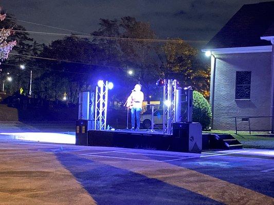 Worship Leader, Jacob Hamilton at Park and Praise