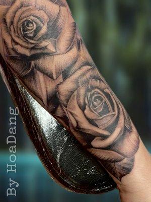 Rose tattoo
 #saigontattoo #tattoo #portraittattoo #realistictattoo  #hoadang #hoadangart