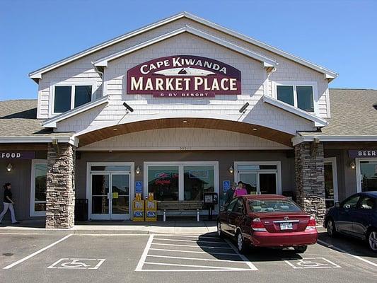 Cape Kiwanda Seafood Market & Store