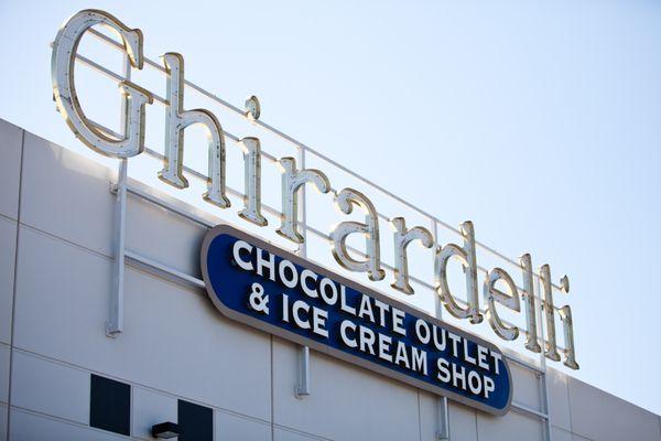 Ghirardelli Chocolate Outlet & Ice Cream Shop