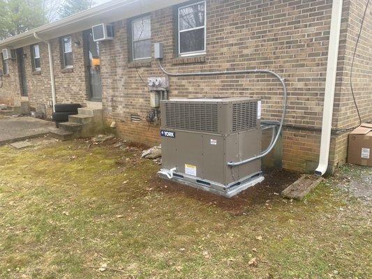 New system and ductwork for a home