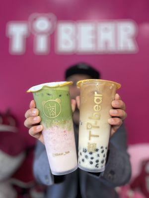 Pretty drinks QQ Mochi Milk Tea and Strawberry Tornado. IG@BlackTigerEats