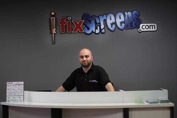 iFixScreens Victory Blvd- laptop repair , phone repair expert