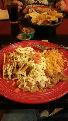 3 crispy tacos, rice and refried beans. Quite good!