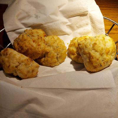 Cheddar bread muffins