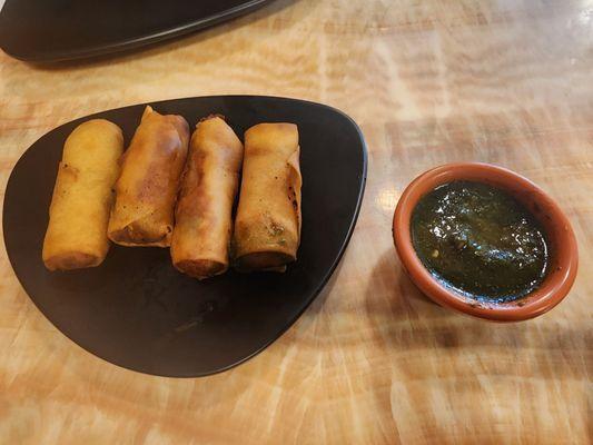 Egg rolls with sauces 5/5