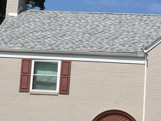 New shingle roof-Dual grey 30 year architectural shingle  roof.