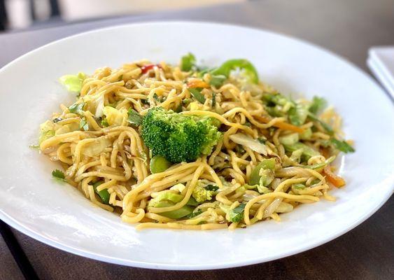 Veggie chow mein