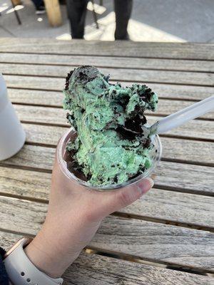 mint Oreo single scoop in a cup