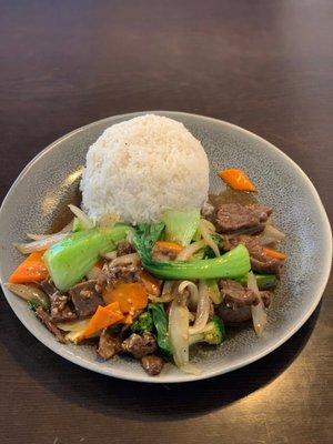 56. Stir Fried Beef and Vegetable with Steamed Rice