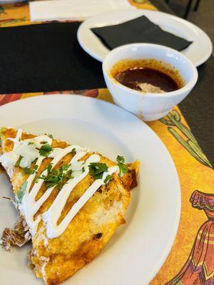 Slice of pizza birria