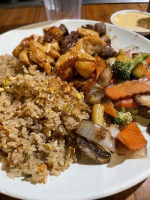 Hibachi chicken and filet minion with veg