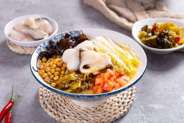 Sauerkraut Soup Fish Slices RIce Noodles (酸菜鱼片米粉）