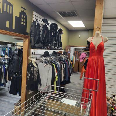 Geneva Upscale Consignment & Furs