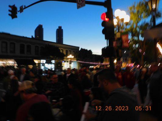 Market street zone of 5th and market the showdown for the battle of the bands .