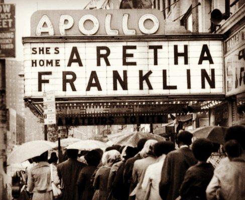 Aretha Franklin : Apollo theater - circa 1971 Rest in Peace, dear Queen of Soul