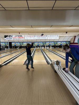 Dudek Bowling Alleys