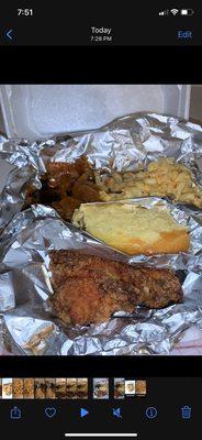 Monique’s Soul Food Cafe