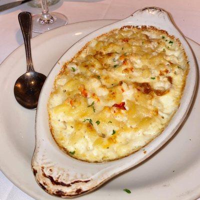 Lobster mac and cheese