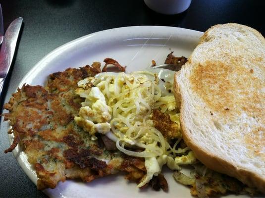 Amazing potato pancakes!! The pancakes were like sweet crepes; Coffee was plentiful; service topnotch! Highly recommend!!