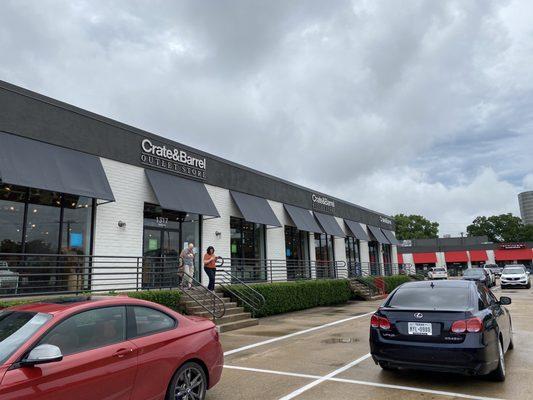 Crate & Barrel