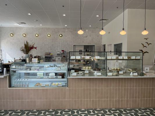 Pastry Case/Front Counter