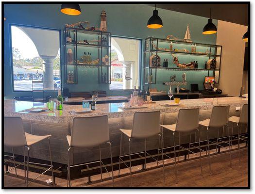 Gelson's Dana Point's 
Upgraded Wine Bar