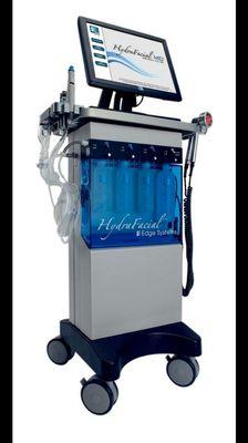 The Hydrafacial-5 treatments in one-the rolls royce of all facials
.