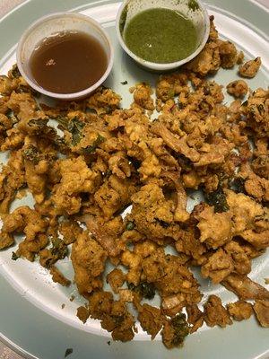 Kale pakora... a lot of fried batter, not something I'd order again